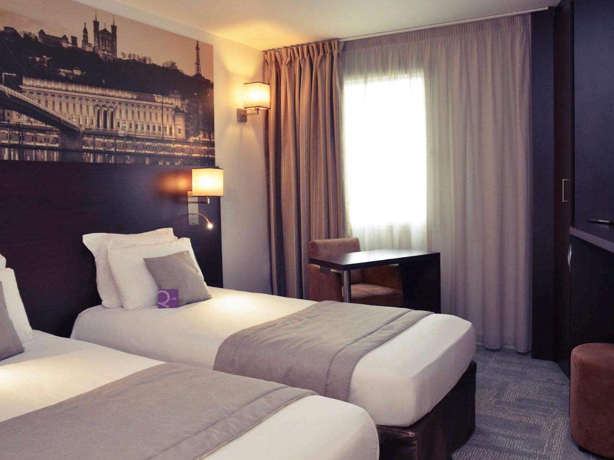 Mercure Lyon Est Chaponnay Eksteriør billede